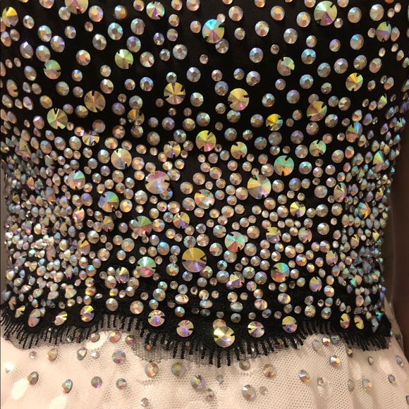 Prom or Modeling dress - Picture 3 of 6